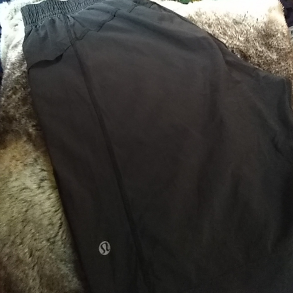 Lululemon Mens Shorts "L"